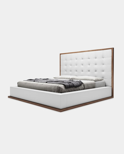 Rhiannon Diamond Tufted Ludlow Bed